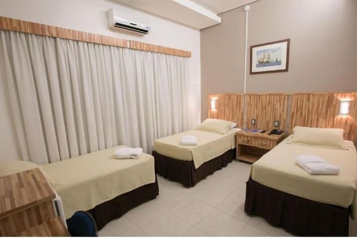 Room 13 of 23