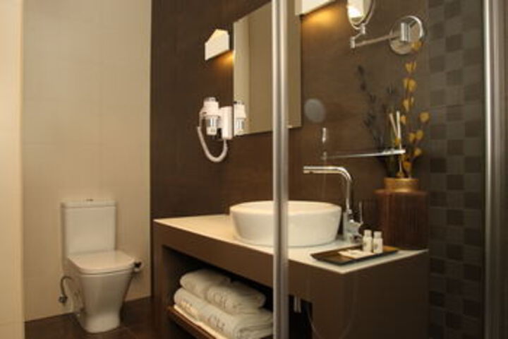 Clean Restrooms