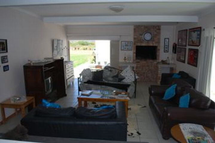 Room 14 of 30