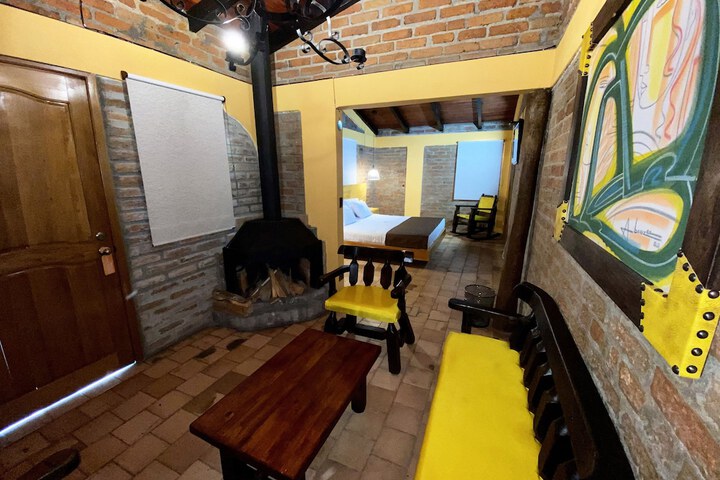 Room 7 of 43