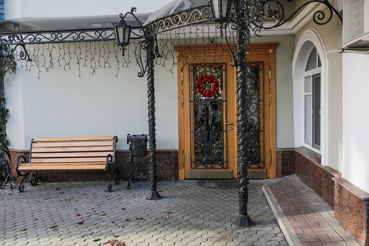 Hotel Exterior 34 of 34