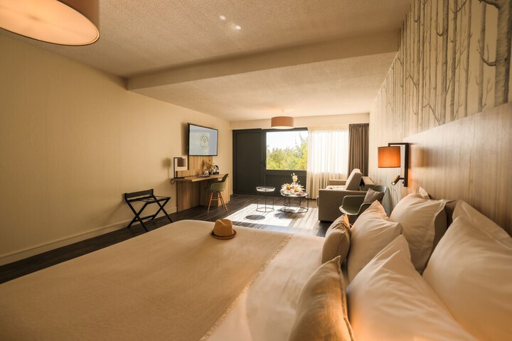 Room 10 of 52