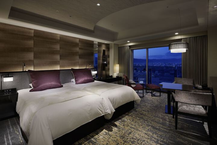 Room 9 of 56