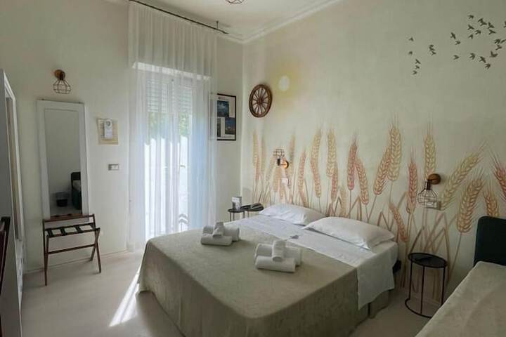 Room 6 of 36