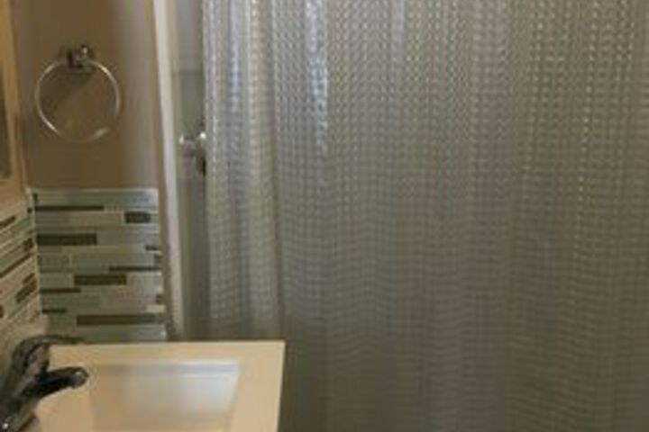 Room 6 of 31