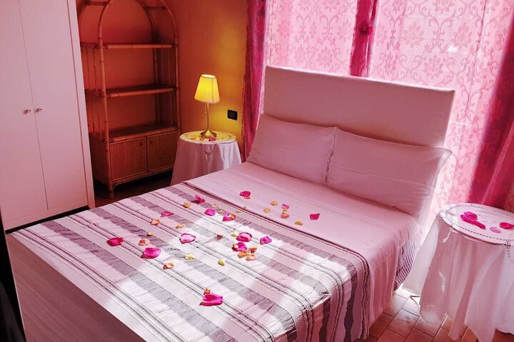 Room 22 of 28
