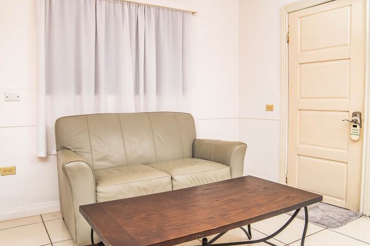 Room 12 of 144