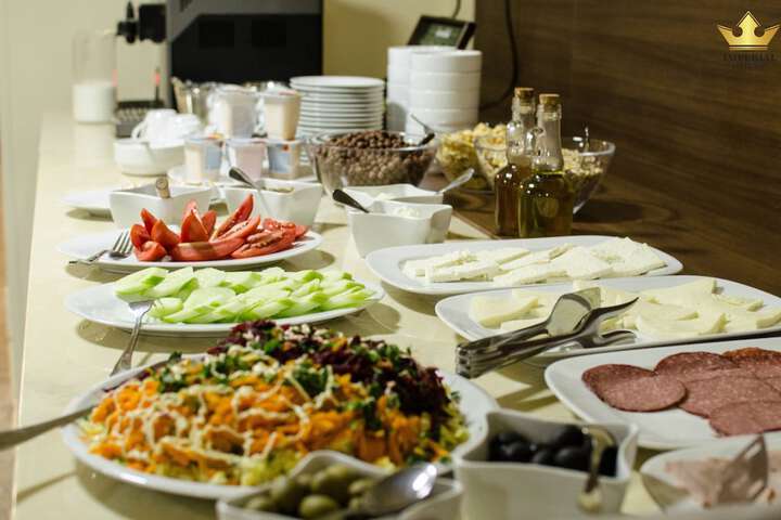 Dining 66 of 86