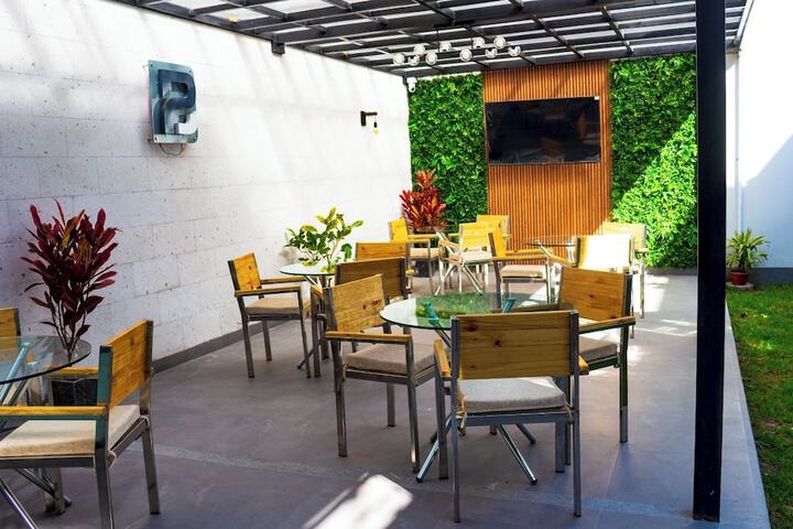 Terrace/Patio 18 of 25