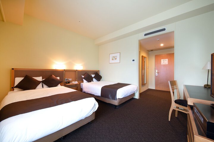 Room 21 of 45