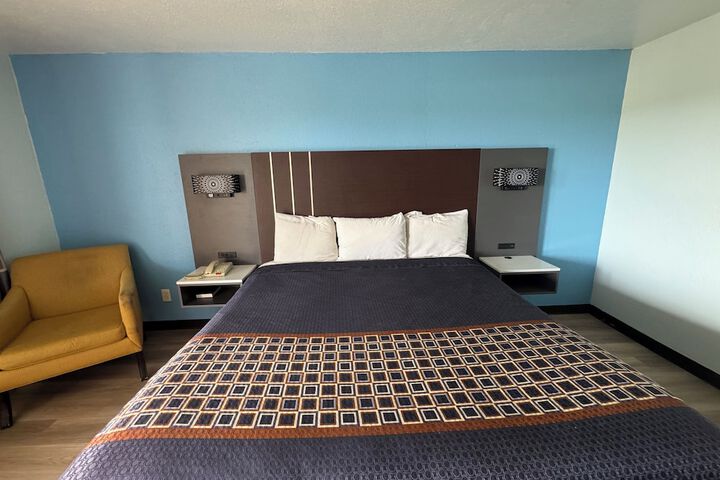 Room 27 of 58