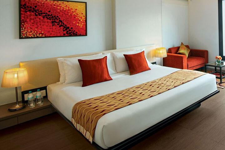 Room 28 of 41
