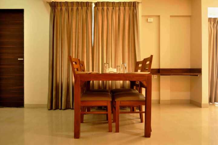Room 48 of 63