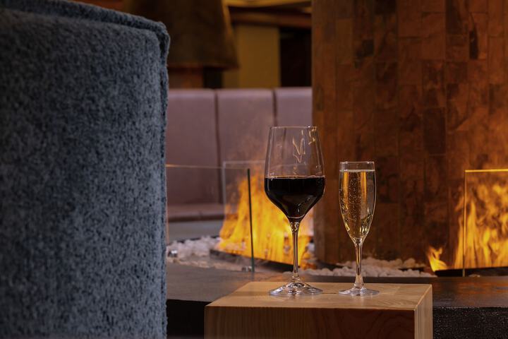 Lounge 131 of 156