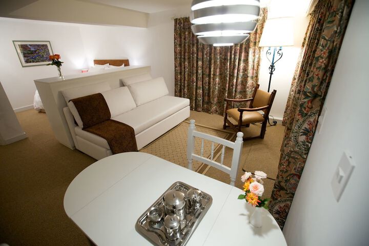 Room 22 of 69