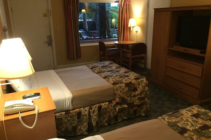 Room 37 of 92