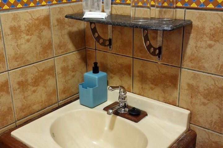 Room 20 of 120