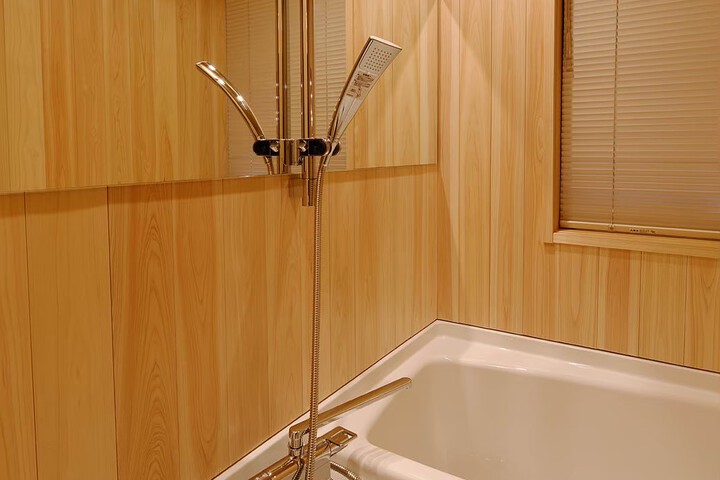 Room 28 of 29