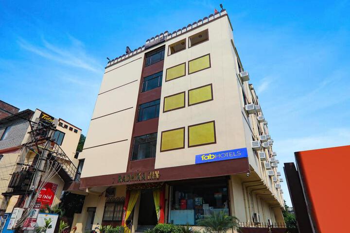 FabHotel Radhika Inn