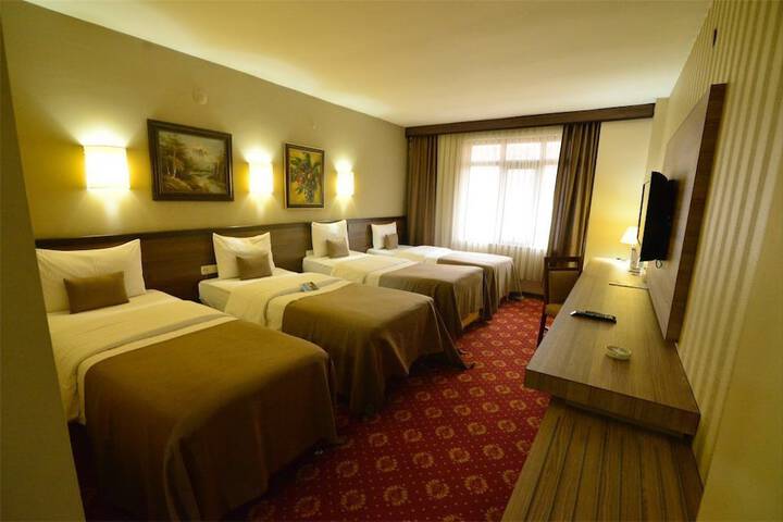Room 10 of 44