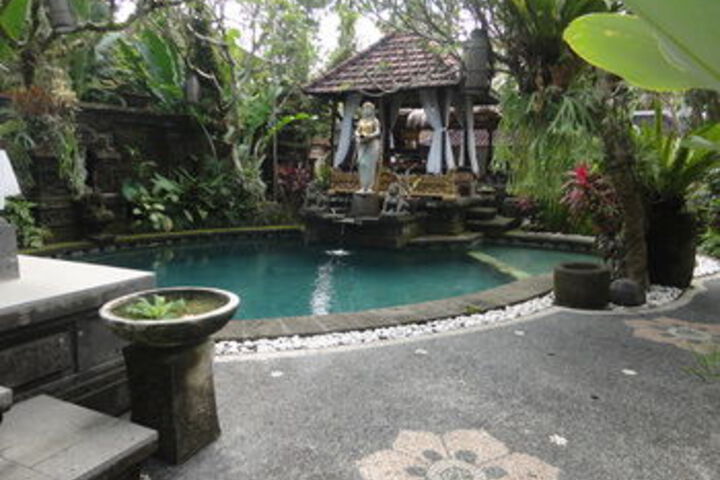 Pool 80 of 110