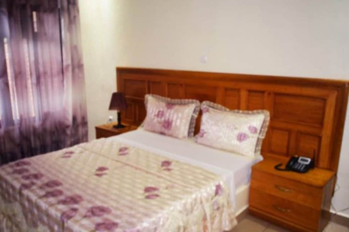 Room 3 of 21