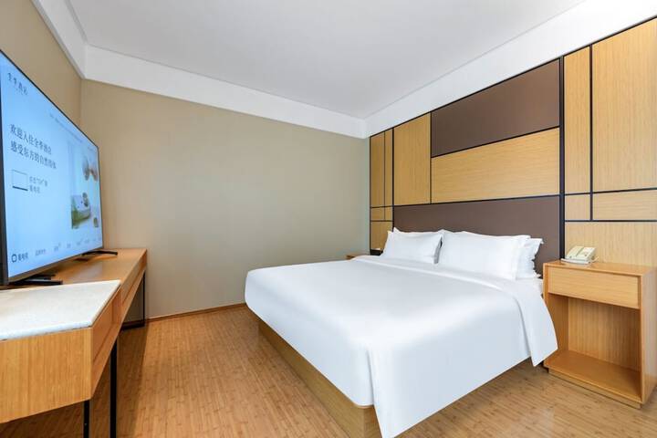 Room 21 of 51