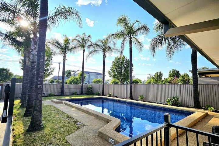Pool 39 of 42