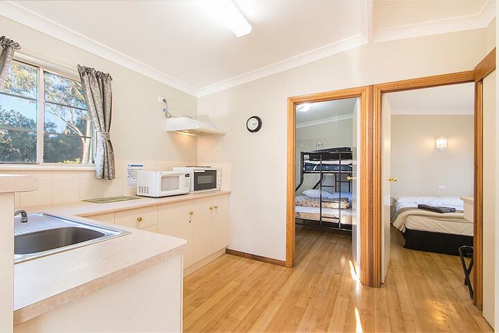 Room 6 of 36