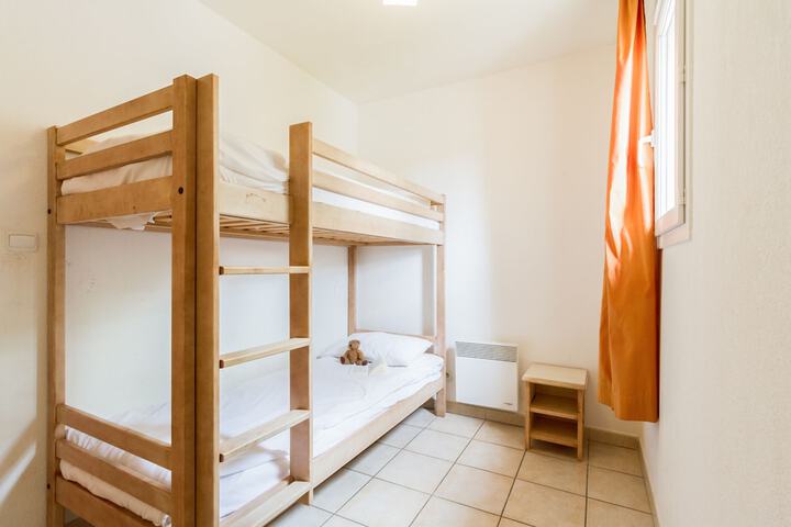 Room 15 of 61