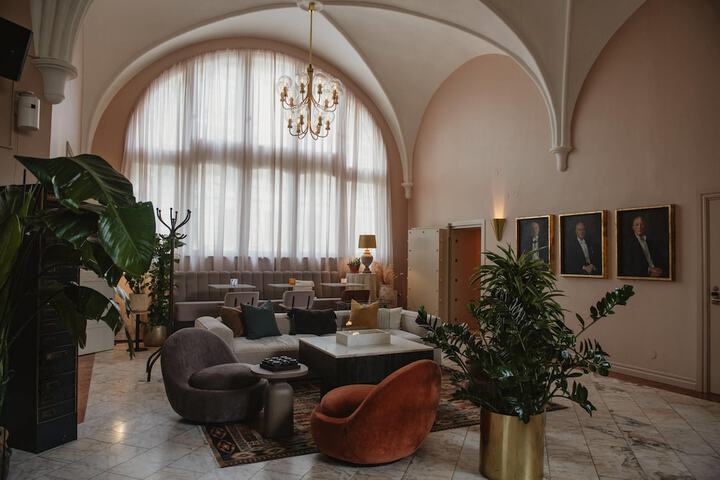 Lobby Photo