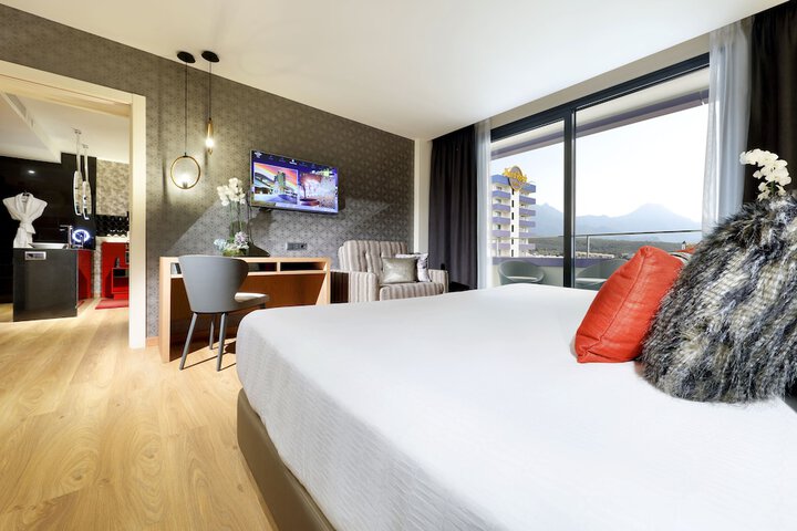 Room 19 of 140