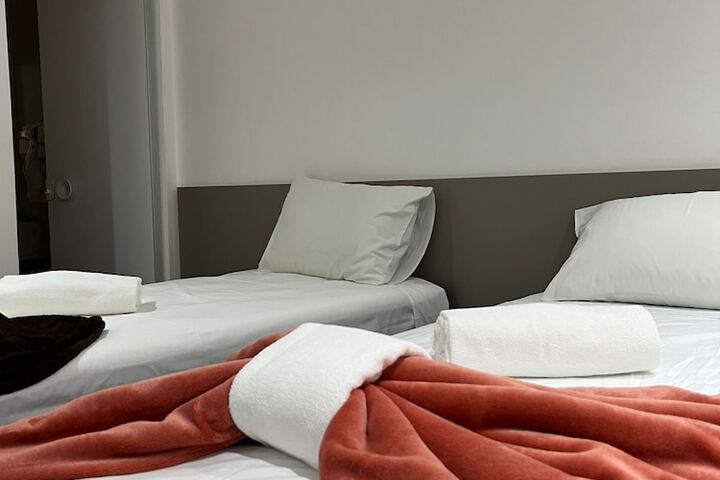 Room 4 of 21