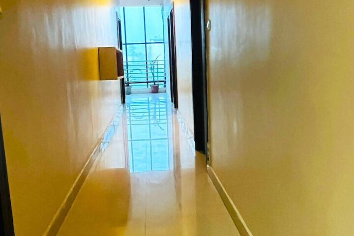 Room 17 of 25