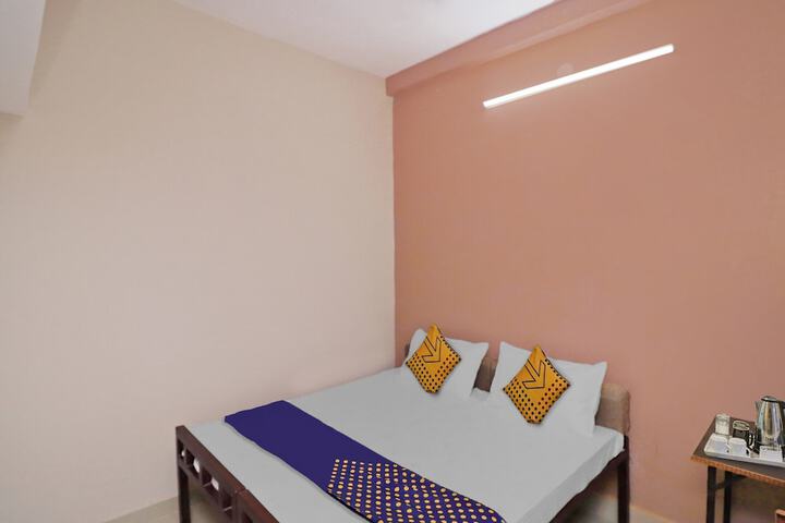 Room 7 of 24