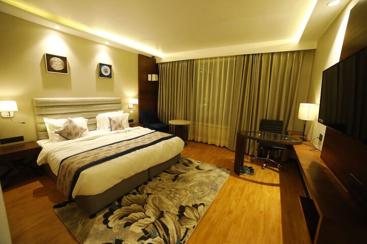 Room 6 of 54