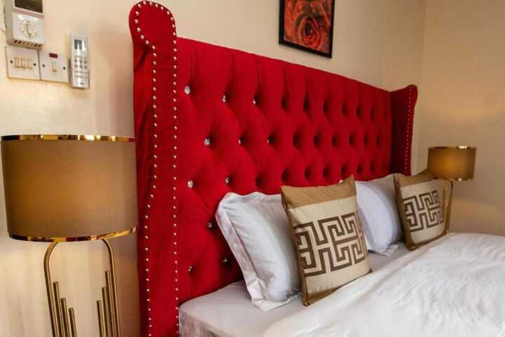 Room 20 of 62
