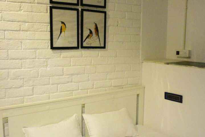 Room 3 of 14