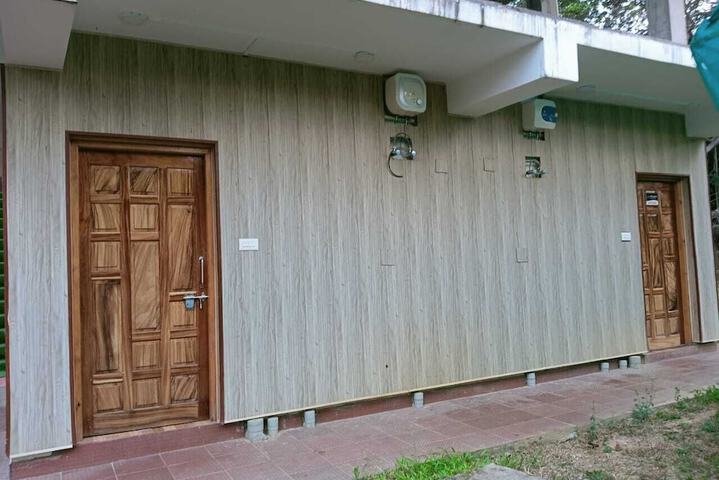 Room 25 of 94