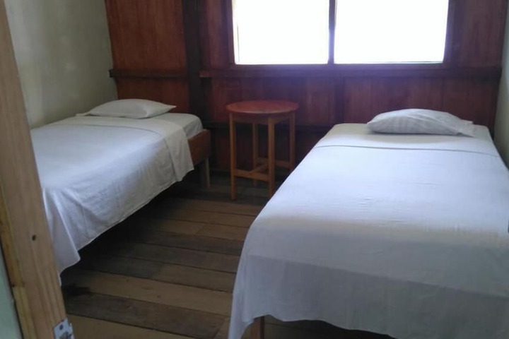 Room 5 of 20