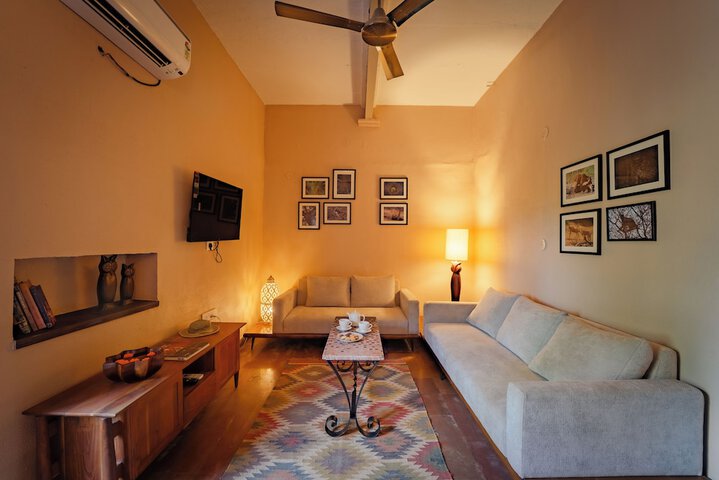 Hotel Interior 4 of 207