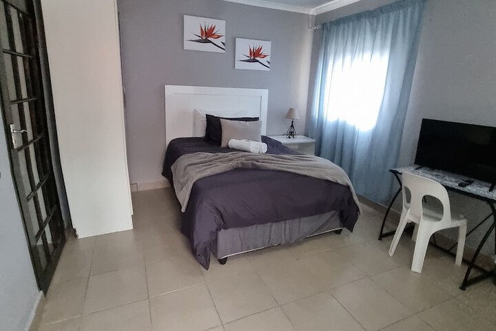 Room 12 of 21