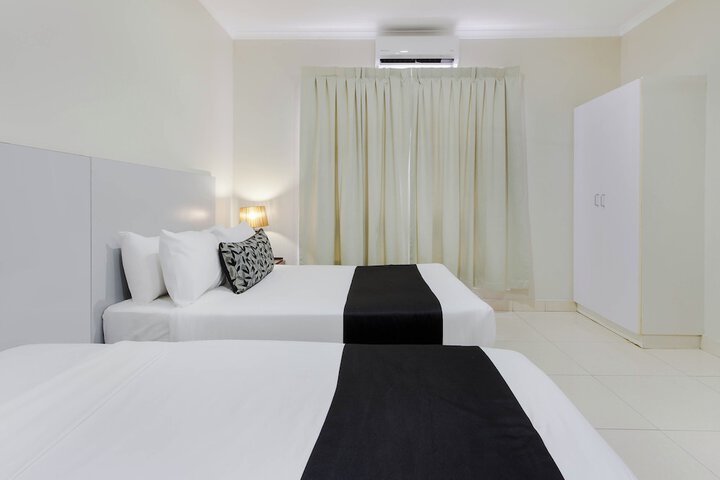 Room 3 of 21