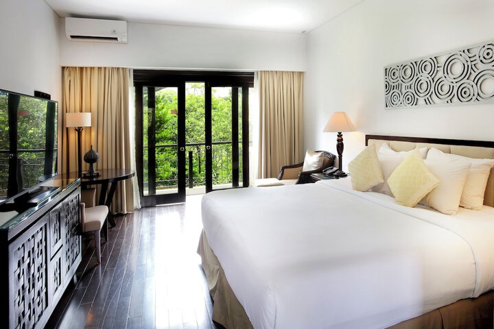 Room 4 of 42