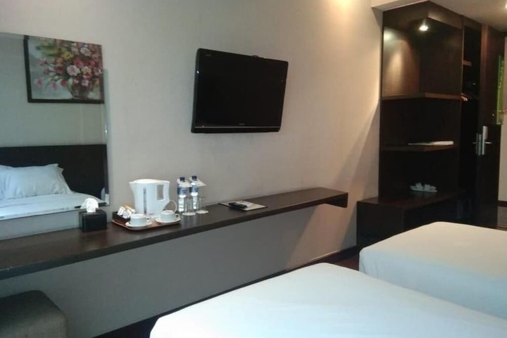 Room 16 of 55