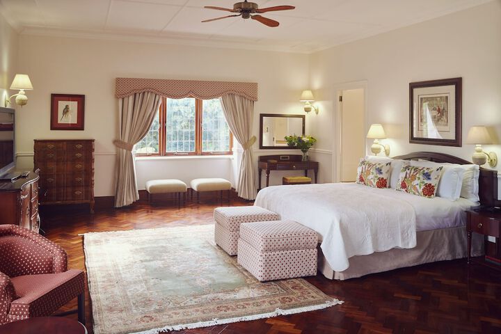 Room 25 of 167