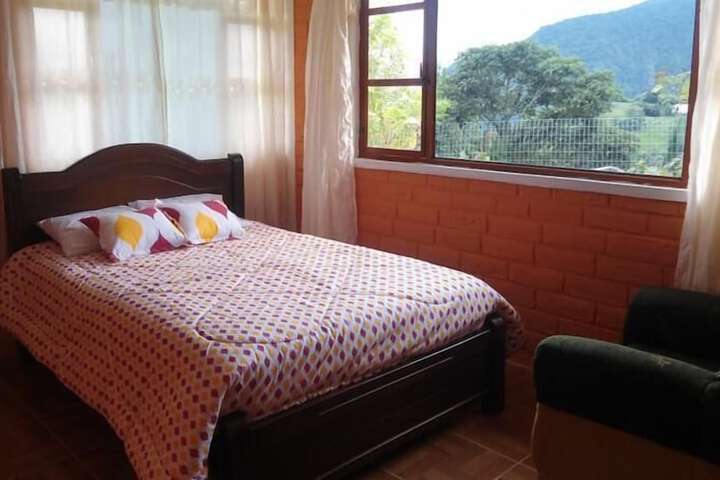 Room 47 of 173