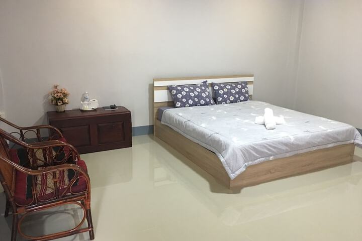 Room 12 of 53