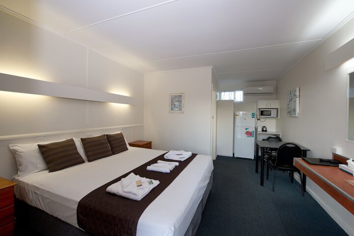 Room 30 of 51