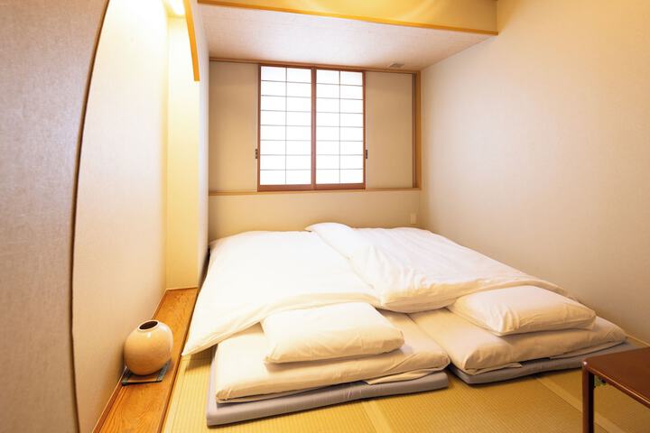 Room 20 of 66